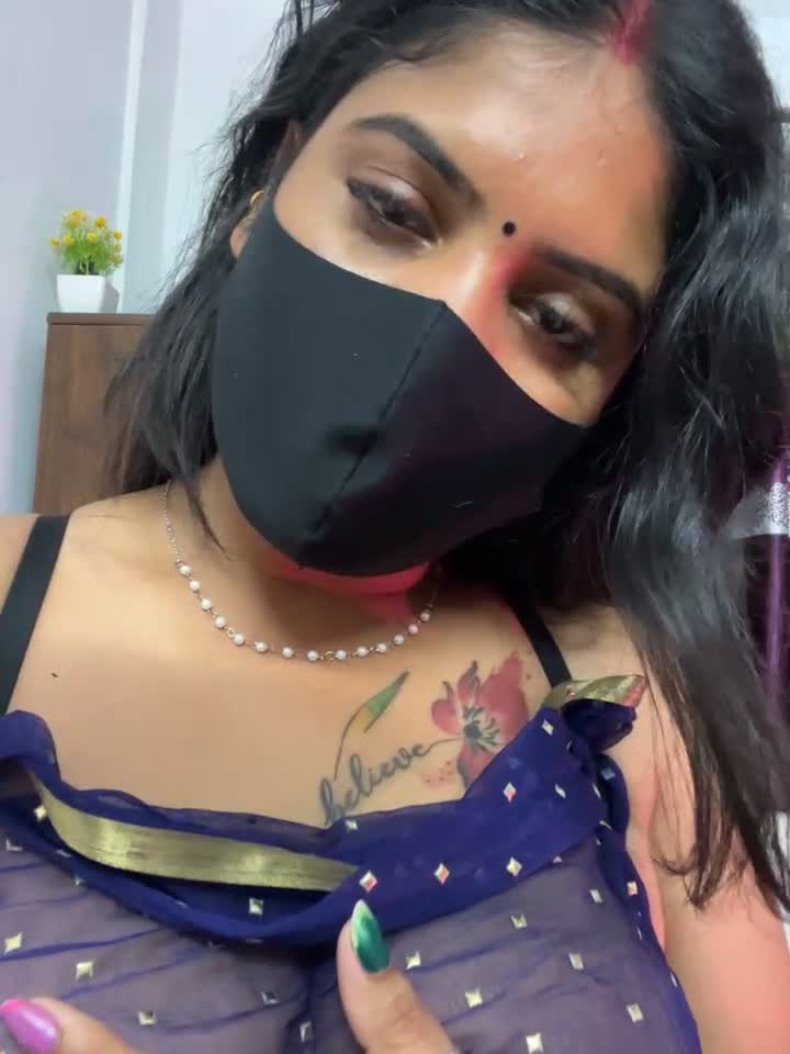 V-Hot-Sweti